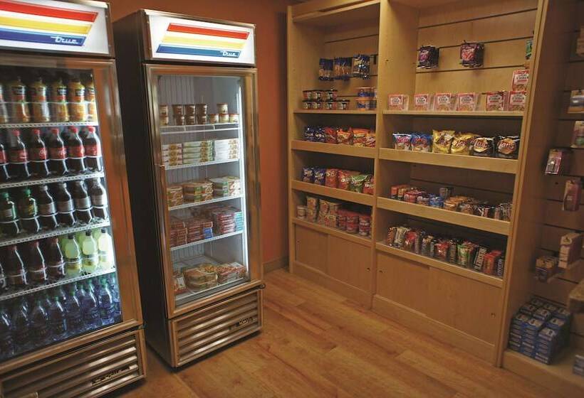 هتل La Quinta By Wyndham Raleigh/durham Southpoint