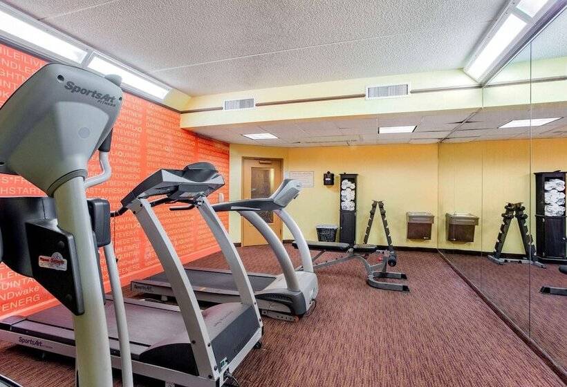 هتل La Quinta By Wyndham Raleigh/durham Southpoint