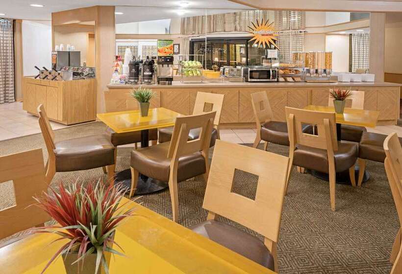 酒店 La Quinta By Wyndham Salt Lake City   Layton