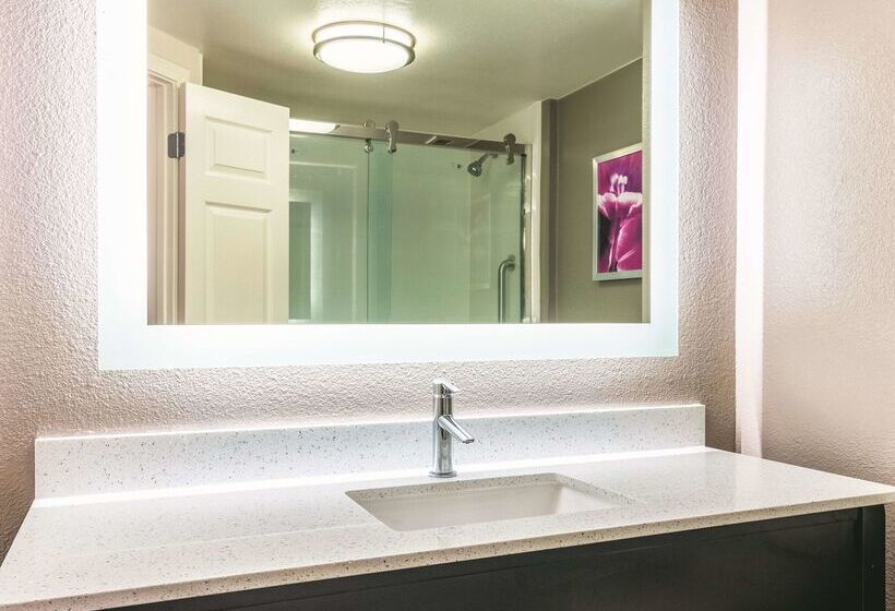 فندق La Quinta By Wyndham Shreveport Airport