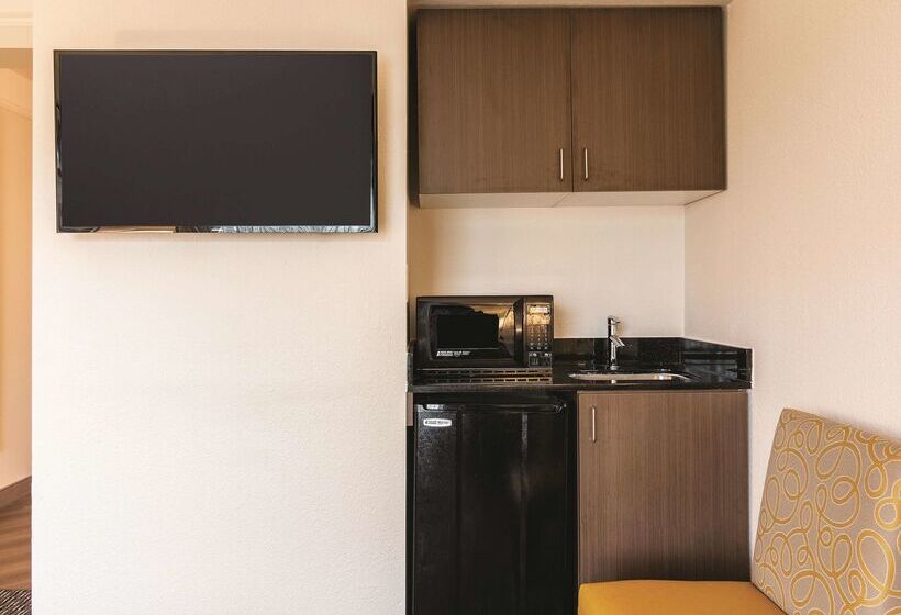 فندق La Quinta By Wyndham Shreveport Airport