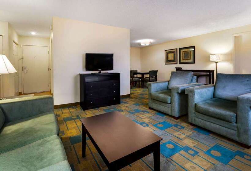 فندق La Quinta By Wyndham St. Pete Clearwater Airport