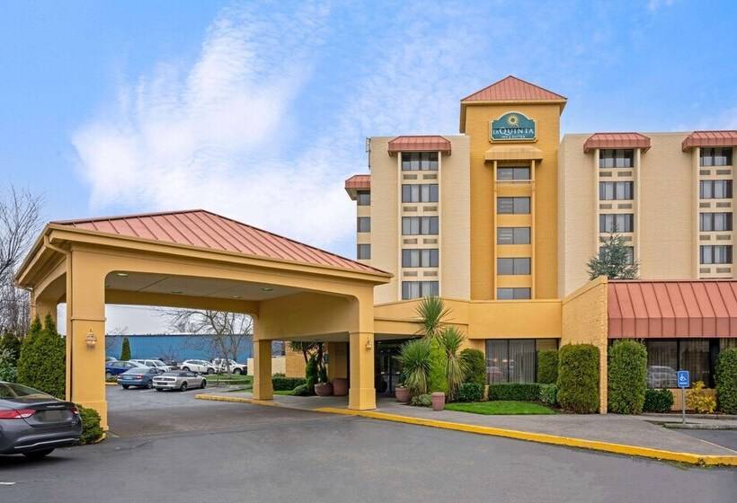 Отель La Quinta By Wyndham Tacoma   Seattle