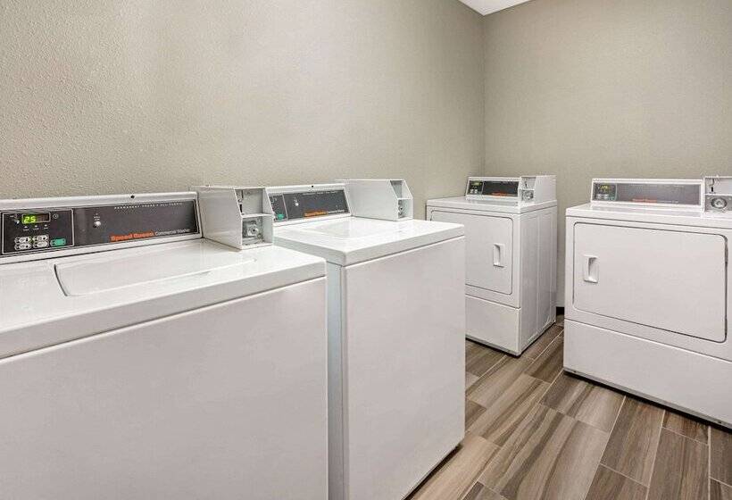 Отель La Quinta By Wyndham Tacoma   Seattle