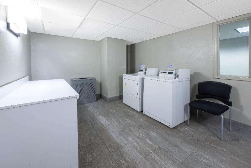 فندق La Quinta By Wyndham Tampa Brandon Regency Park