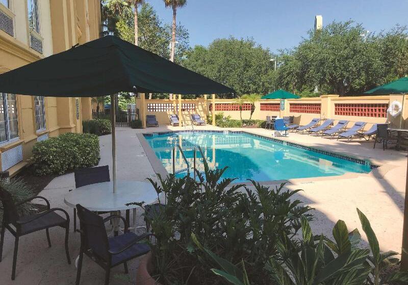 فندق La Quinta By Wyndham Tampa Brandon Regency Park