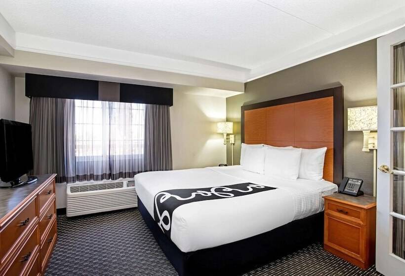 هتل La Quinta By Wyndham Tucson Airport