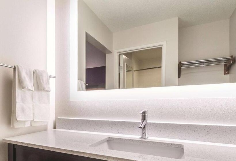 בית מלון כפרי La Quinta Inn & Suites By Wyndham University Area Chapel Hill