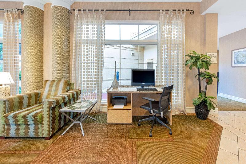 فندق La Quinta By Wyndham Usf