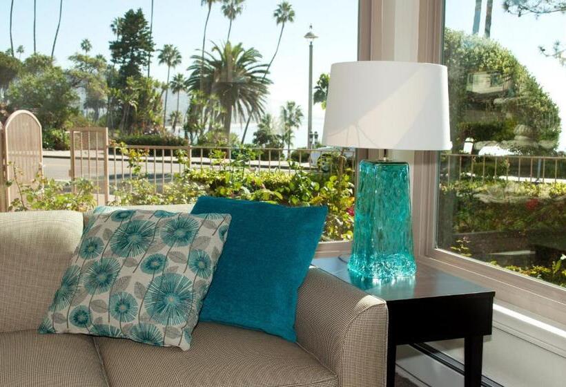 호텔 Laguna Shores Studio Suites