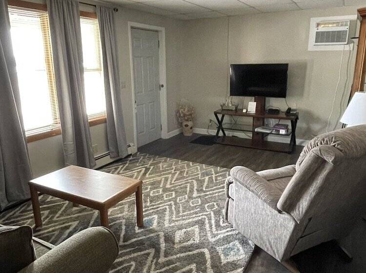 호텔 Lakeshor Motor Inn