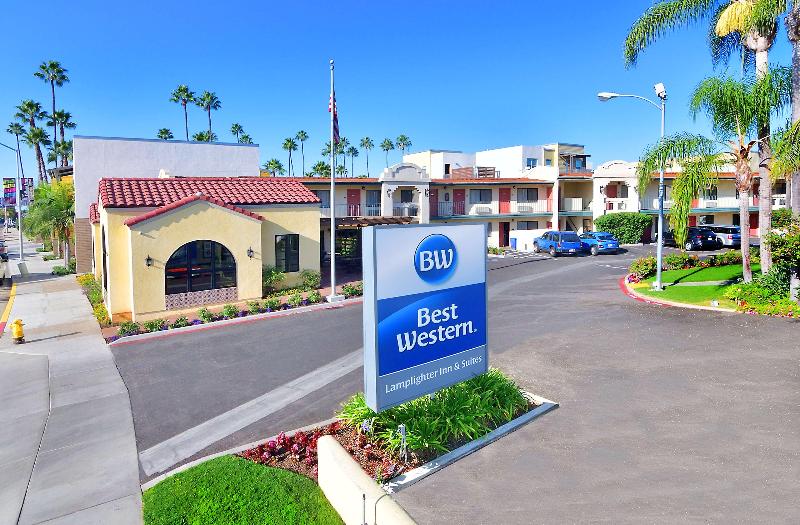 Отель Lamplighter Inn & Suites At Sdsu