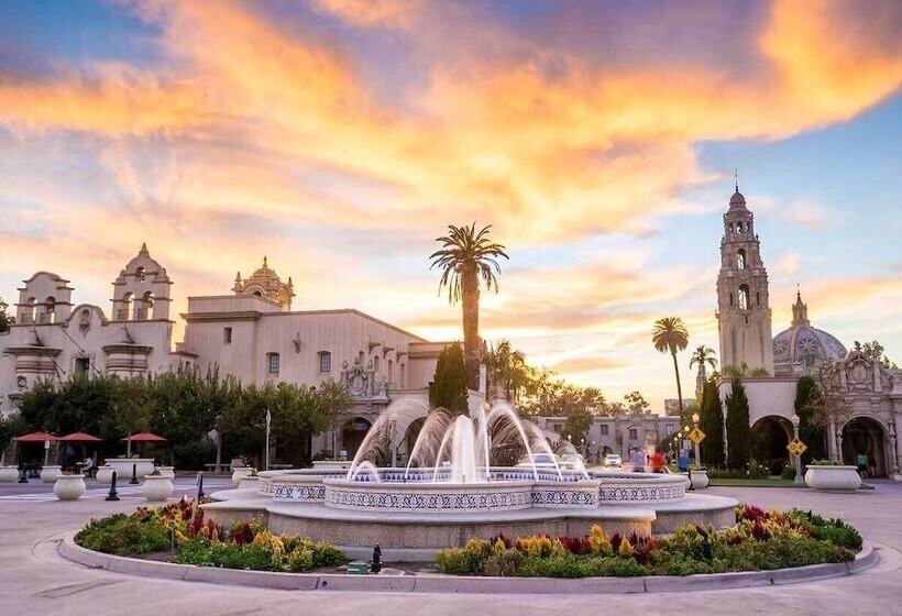 Отель Lamplighter Inn & Suites At Sdsu