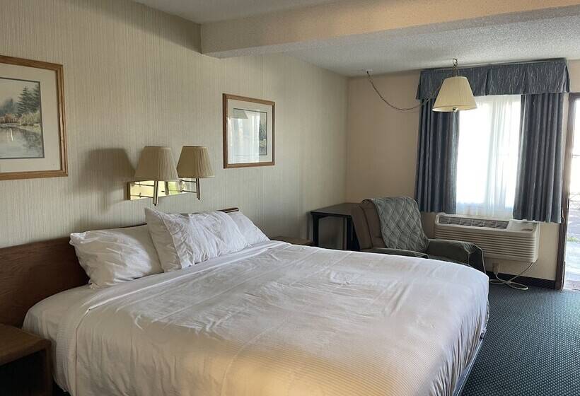 فندق Landmark Inn