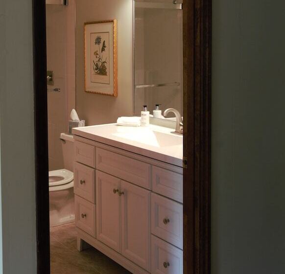 فندق Le Chambord At Curry Estate