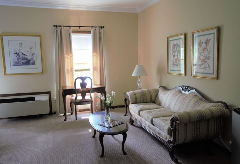 فندق Le Chambord At Curry Estate