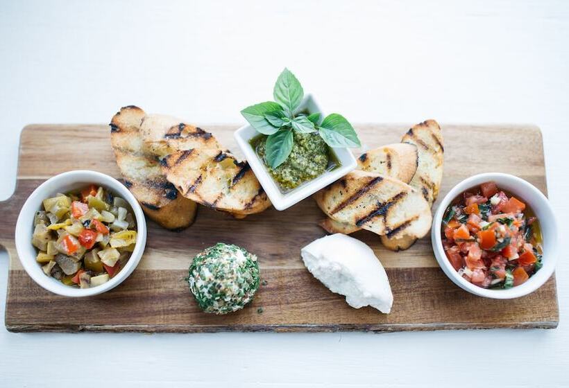 فندق Le Chambord At Curry Estate