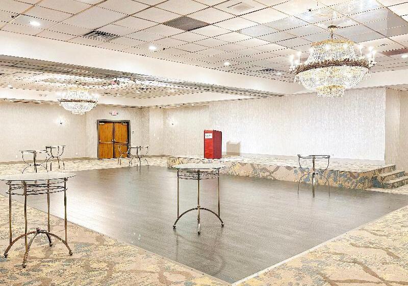 Lincoln Hotel Monterey Park Los Angeles