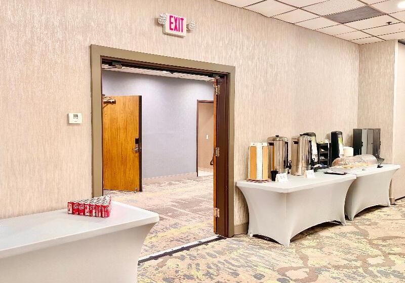 Lincoln Hotel Monterey Park Los Angeles