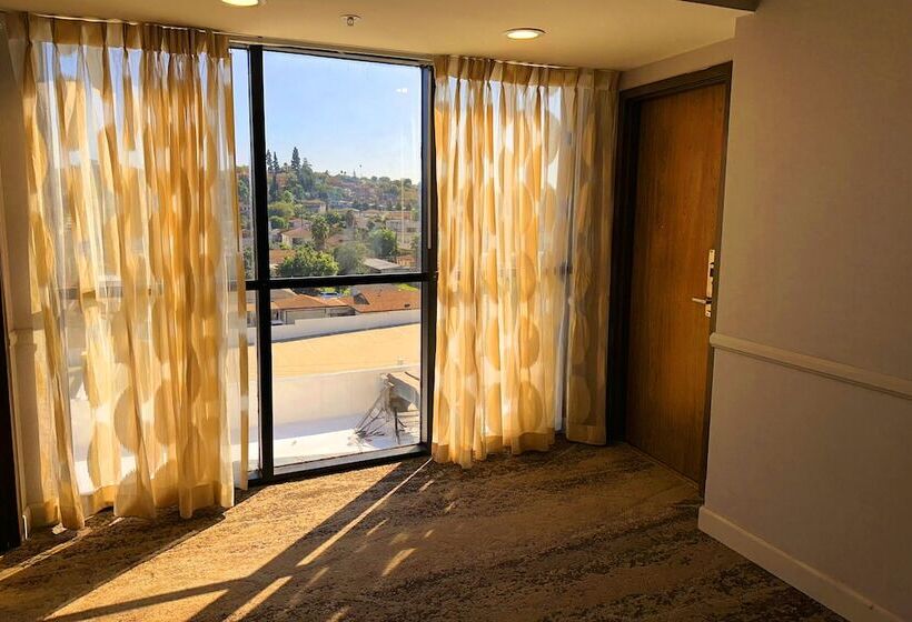 Lincoln Hotel Monterey Park Los Angeles