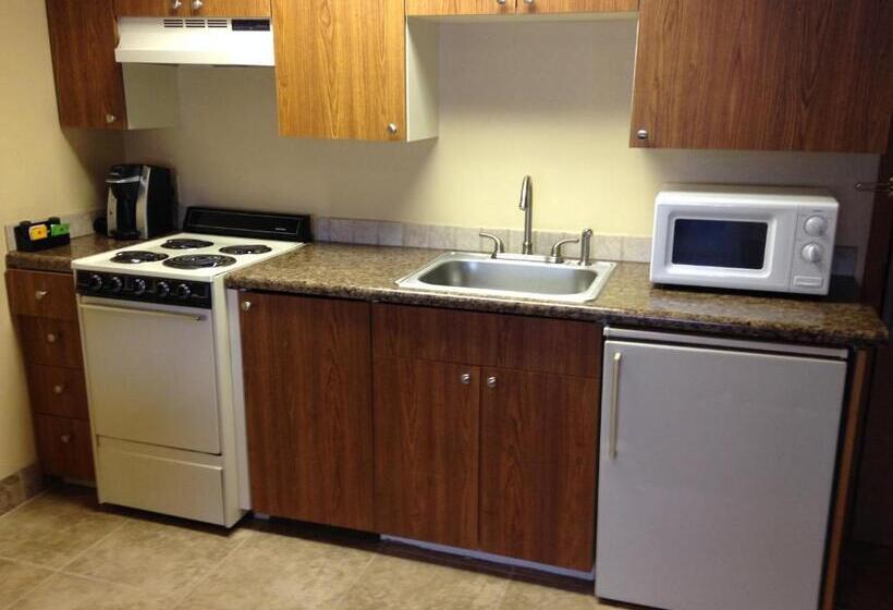 Отель Linderhof Inn