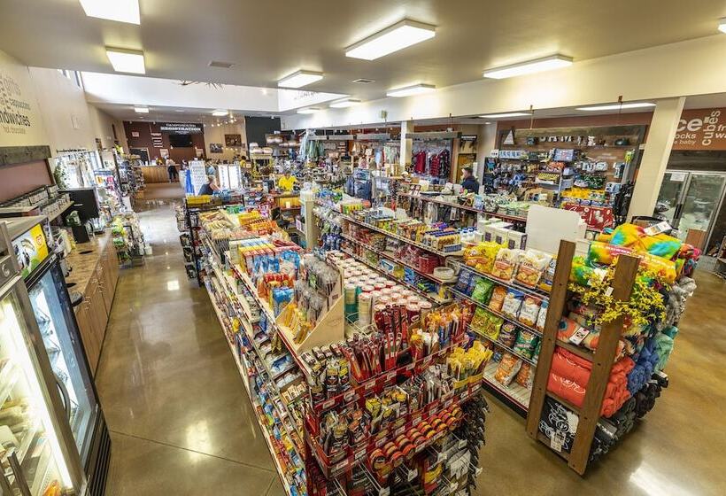 בית מלון כפרי Lodge At Palmer Gulch