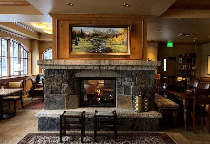 فندق Lodge Tower