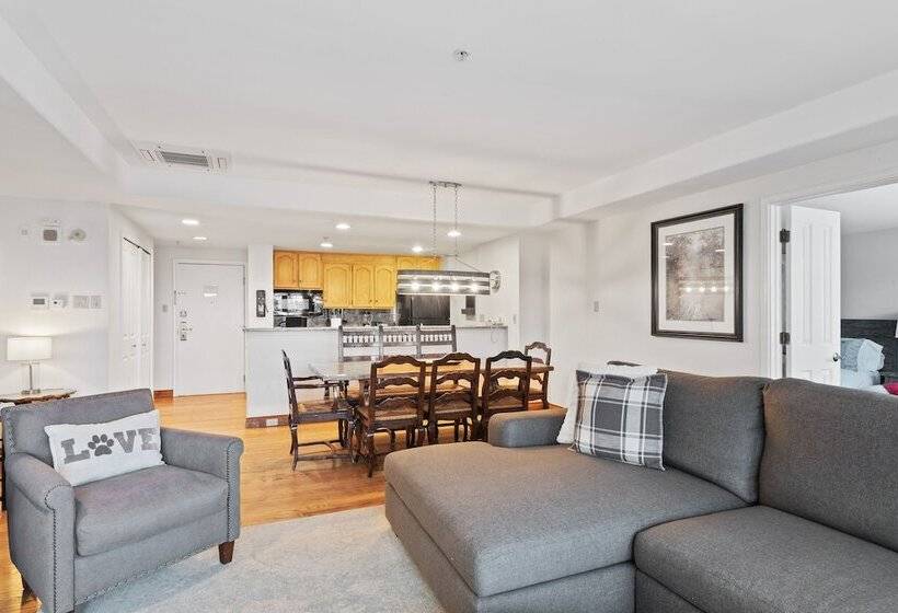 בית מלון כפרי Lodge Tower