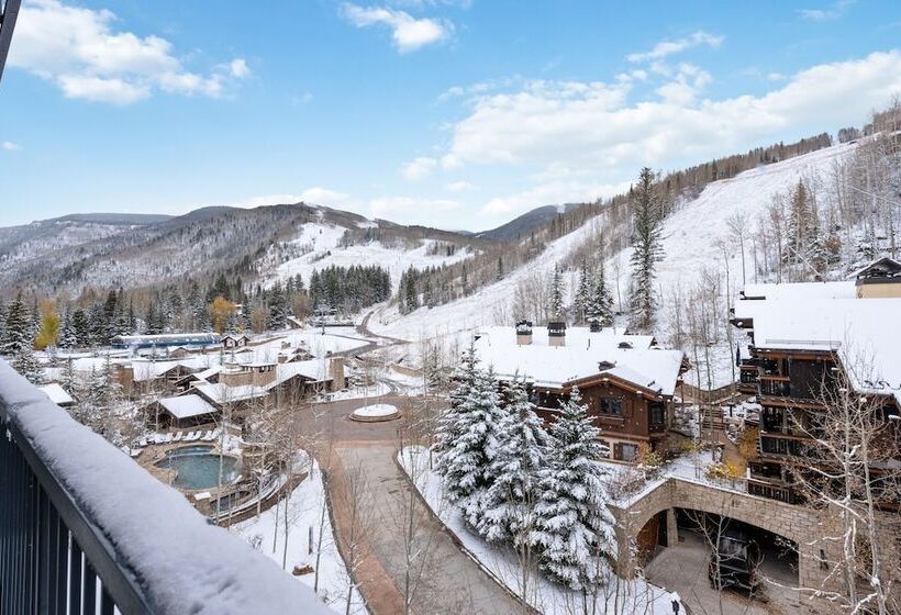 בית מלון כפרי Lodge Tower