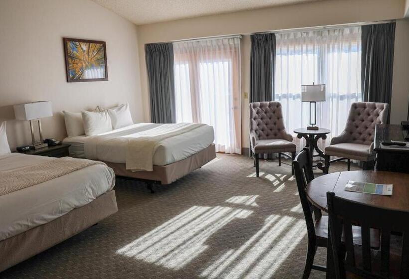 Hotel Lone Tree Golf Club And