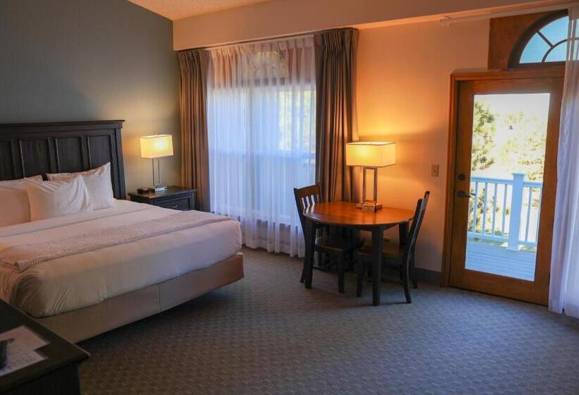 Hotel Lone Tree Golf Club And