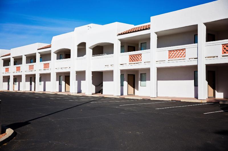 Отель Los Viajeros Inn