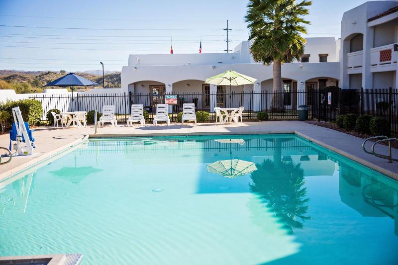 Отель Los Viajeros Inn