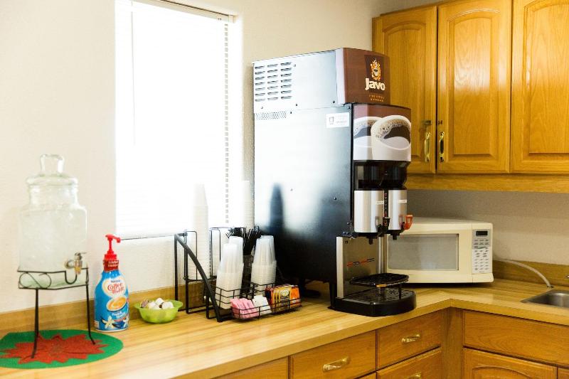 Отель Los Viajeros Inn