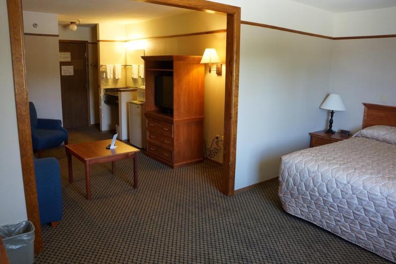 בית מלון כפרי Luxury Inn & Suites