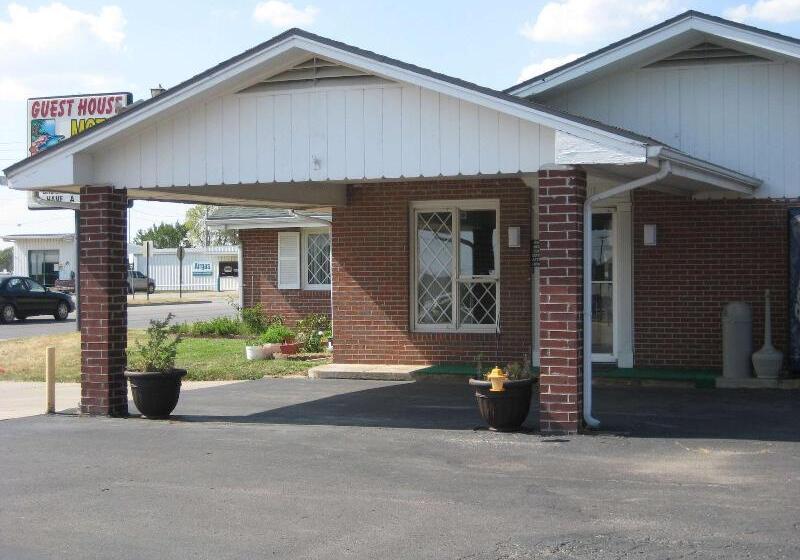 ホテル Luxury Inn Forrest City