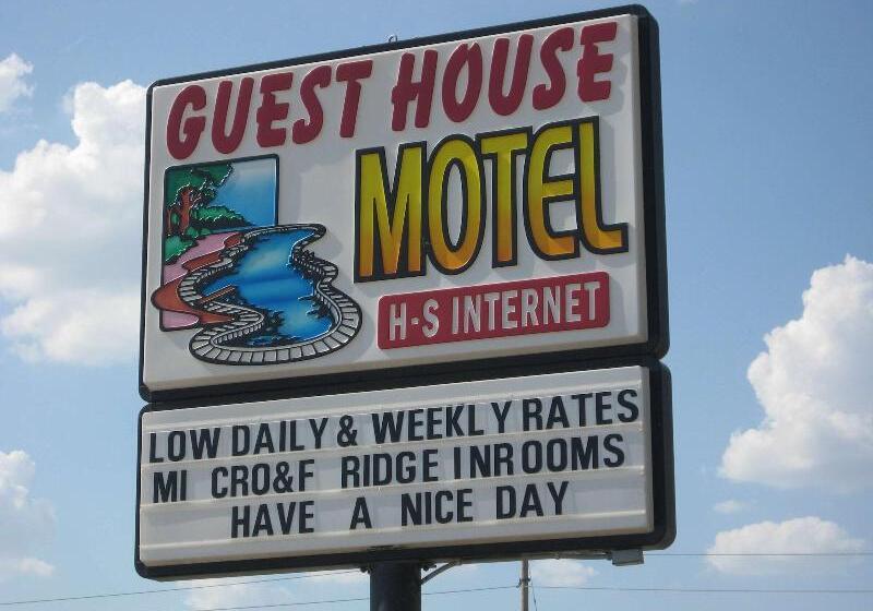 ホテル Luxury Inn Forrest City