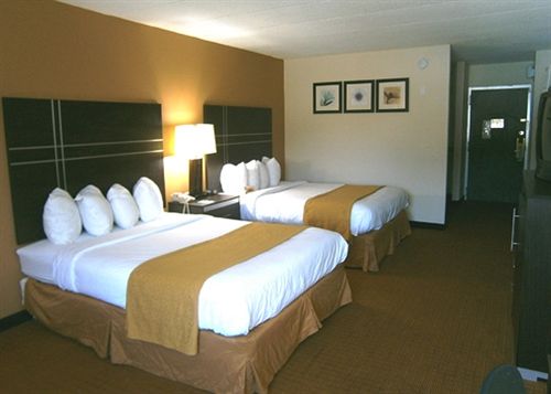 酒店 Quality Inn & Conference Center