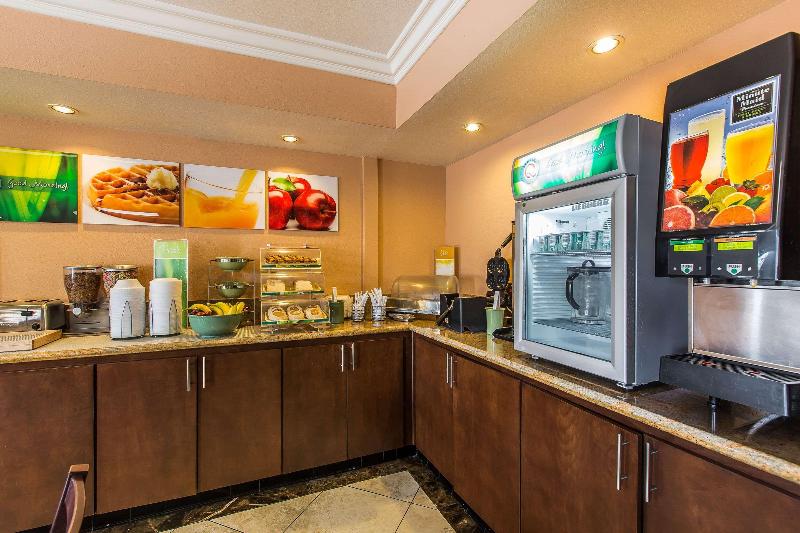 Отель Quality Inn Lake Elsinore I 15