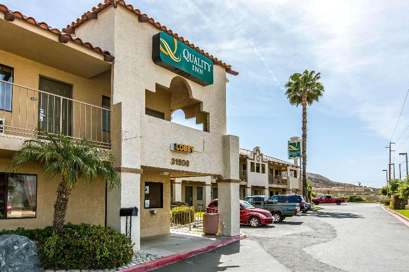 Отель Quality Inn Lake Elsinore I 15