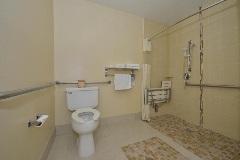 Отель Quality Inn Lake Elsinore I 15