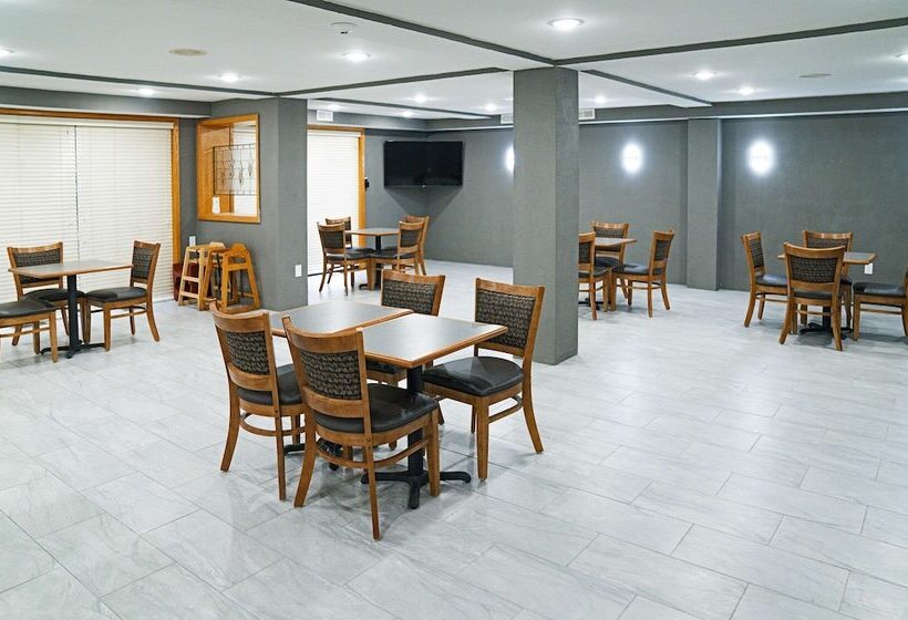 فندق Quality Inn Seymour I65