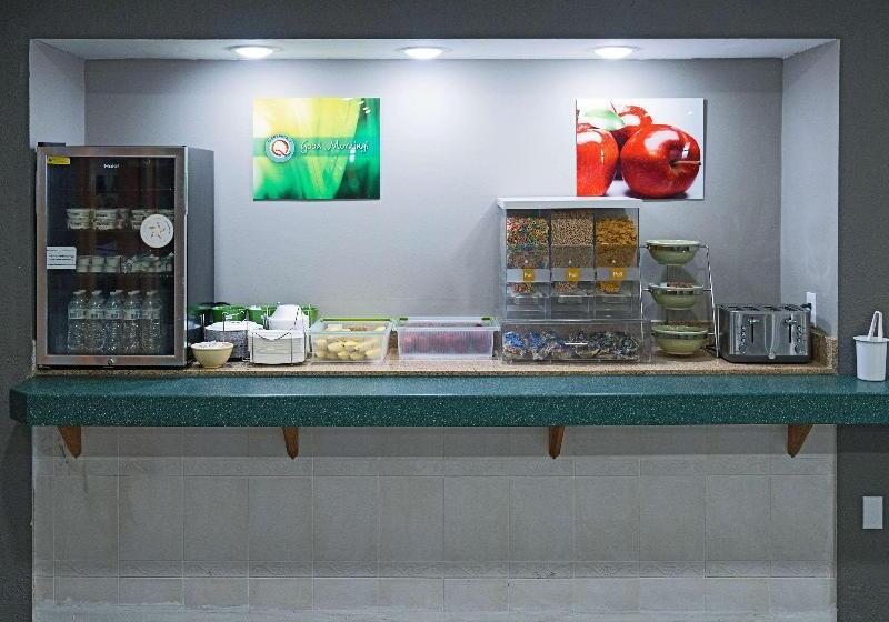 فندق Quality Inn Seymour I65