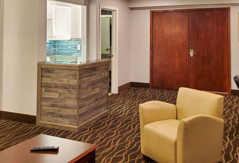 فندق Quality Inn & Suites Cincinnati I 275
