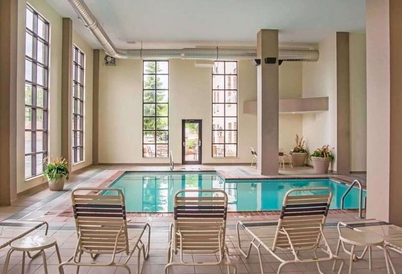 فندق Quality Inn & Suites Cincinnati I 275