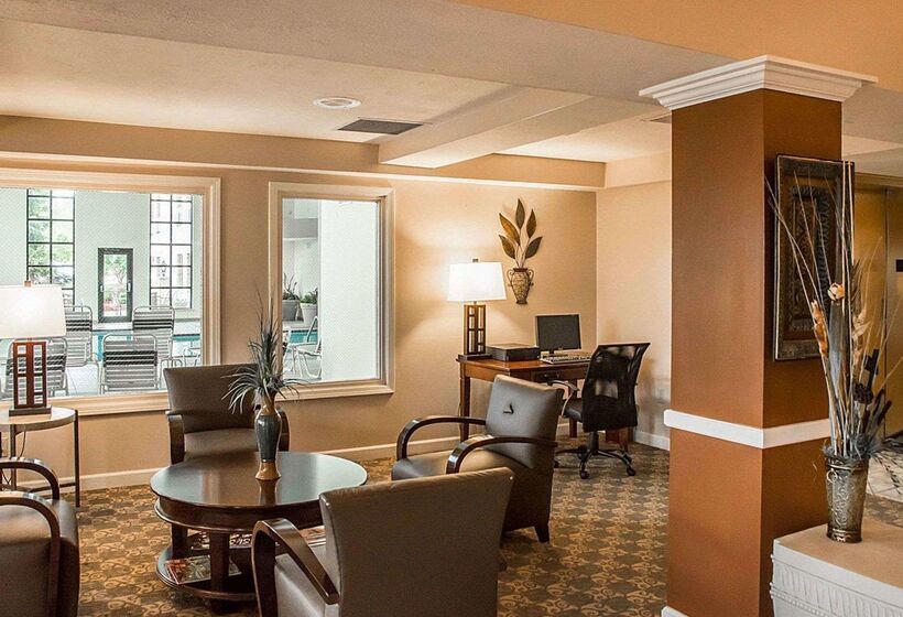 فندق Quality Inn & Suites Cincinnati I 275
