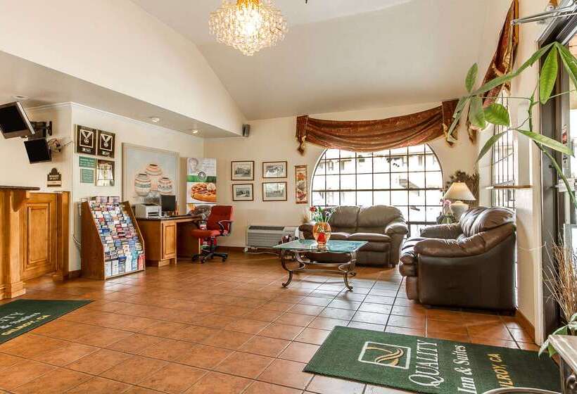 Отель Quality Inn & Suites Gilroy