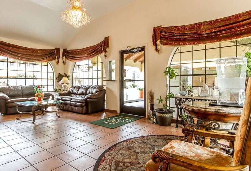 Отель Quality Inn & Suites Gilroy