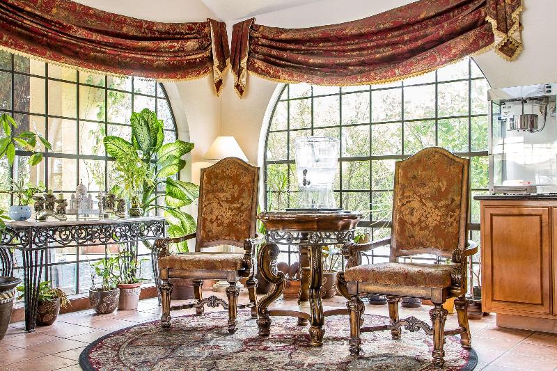 Отель Quality Inn & Suites Gilroy