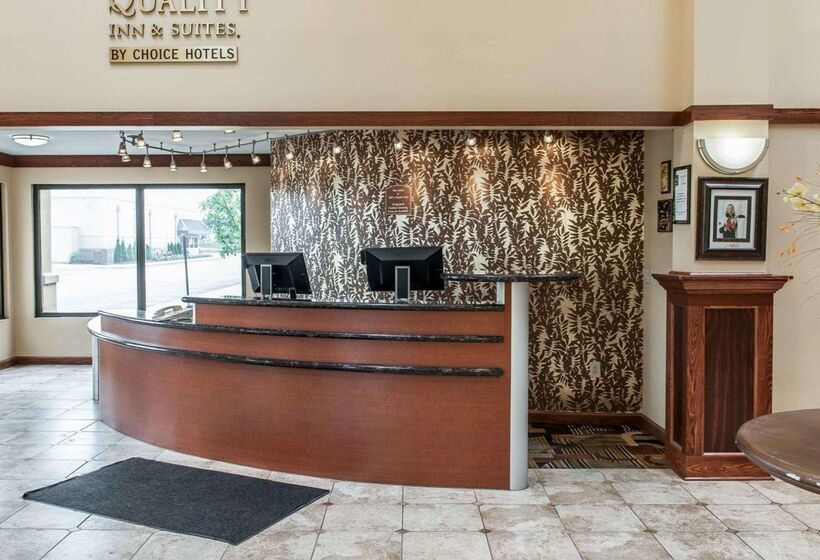 هتل Quality Inn & Suites Greenfield I70